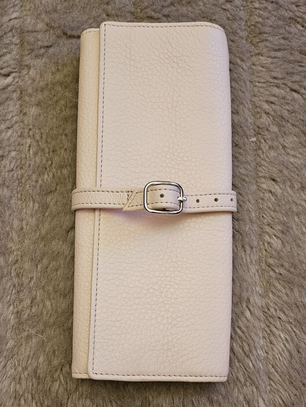 Leatherology Leather Buckled Jewelry Roll, Top Reviewed By Experts